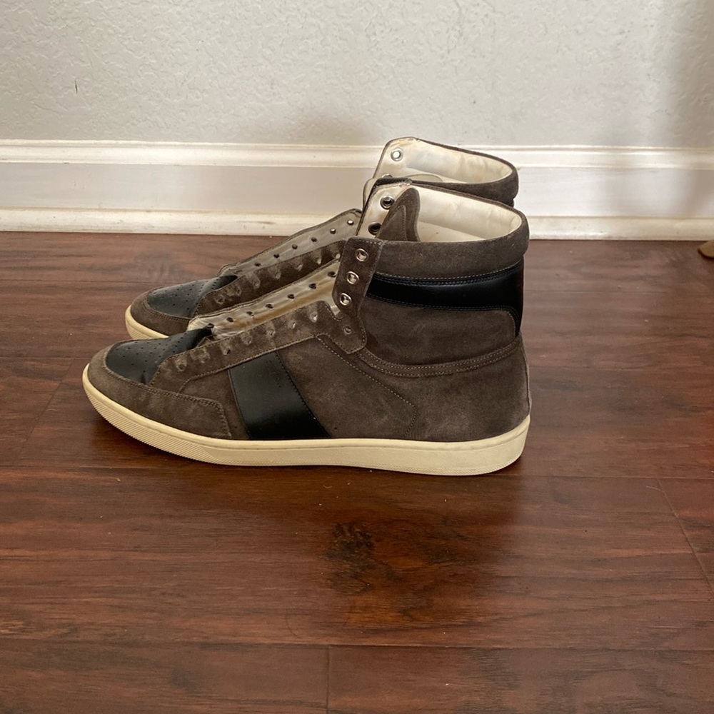 Yves Saint Laurent high top sneakers court, Classics 10/43